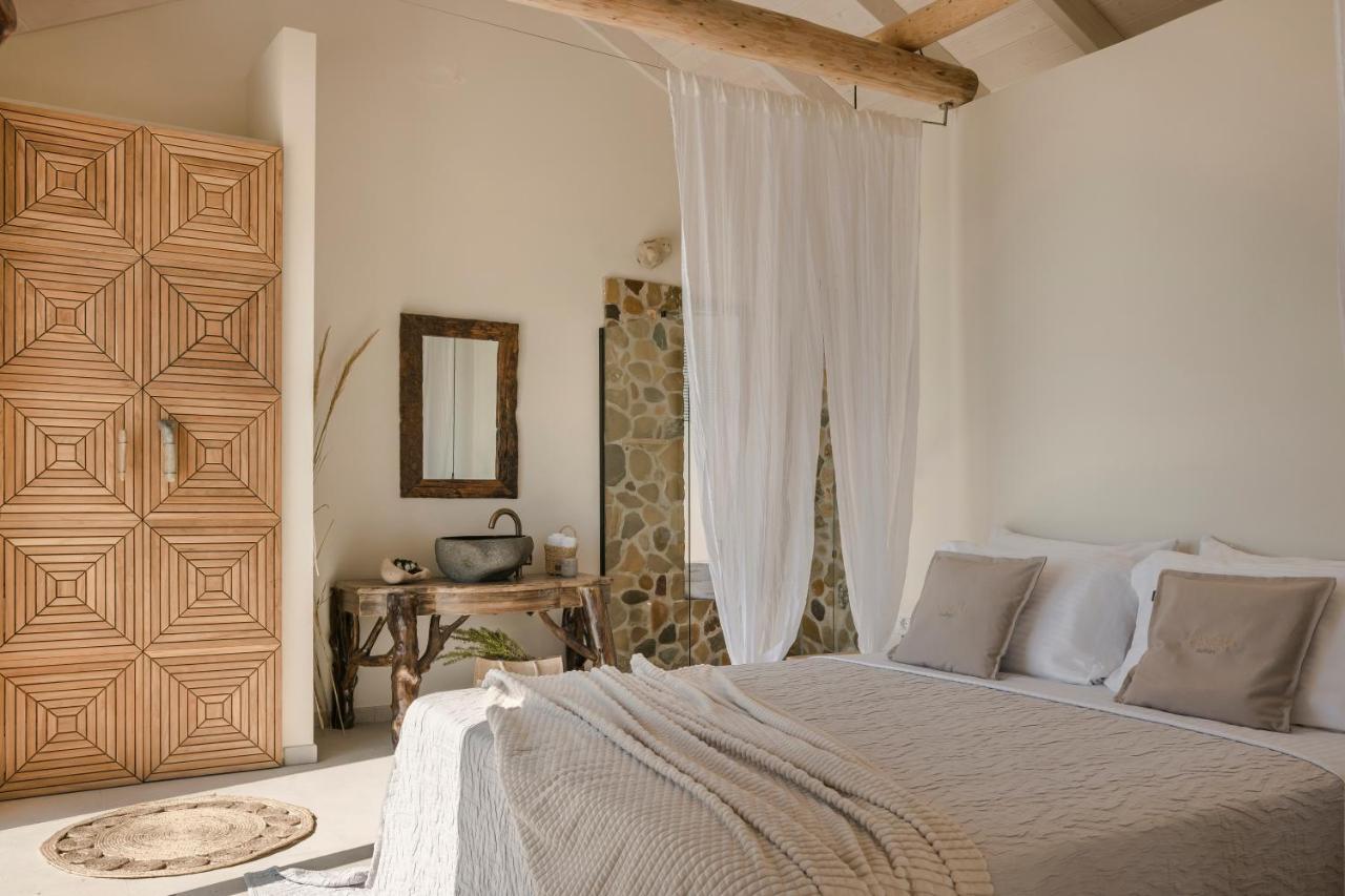 Spathes Suites Kefalonia - Luxury Suites Ratzaklíon Extérieur photo
